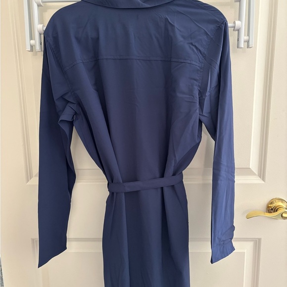 Elegant Navy Blue Dress - Picture 2 of 4